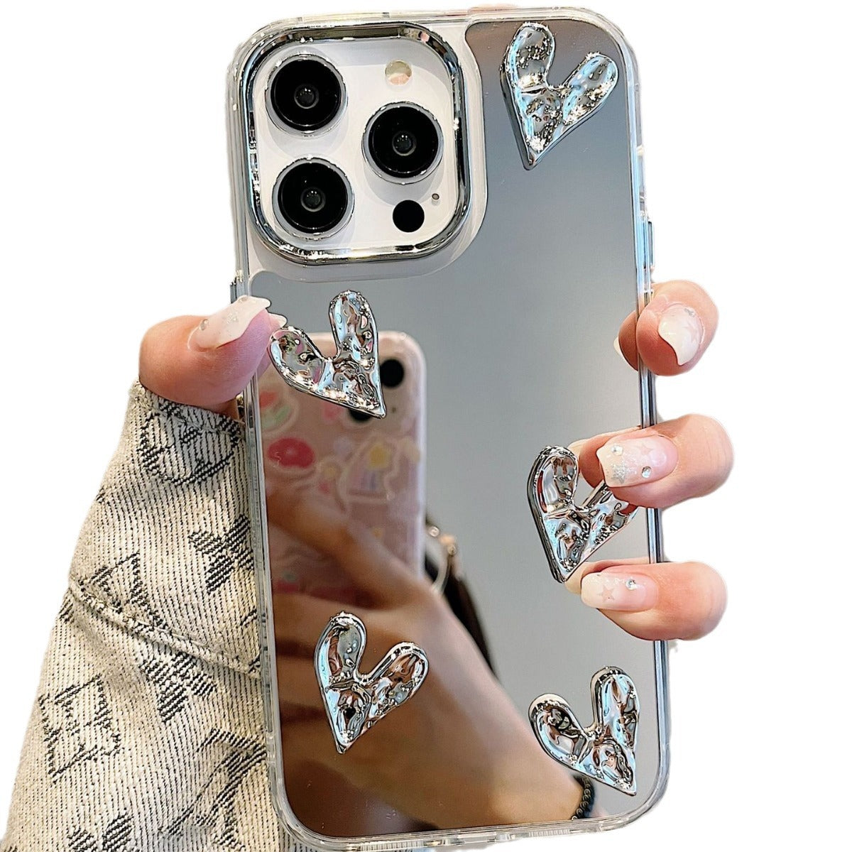 Electroplating Pleated Three-dimensional Heart Mobile Phone Shell